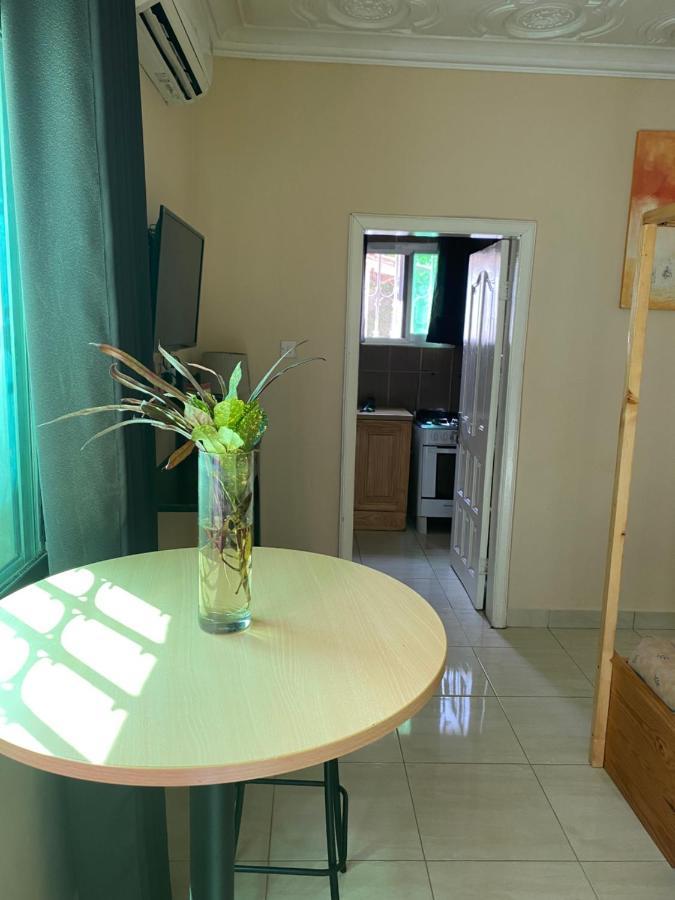 Pelican Residence Fajara ภายนอก รูปภาพ